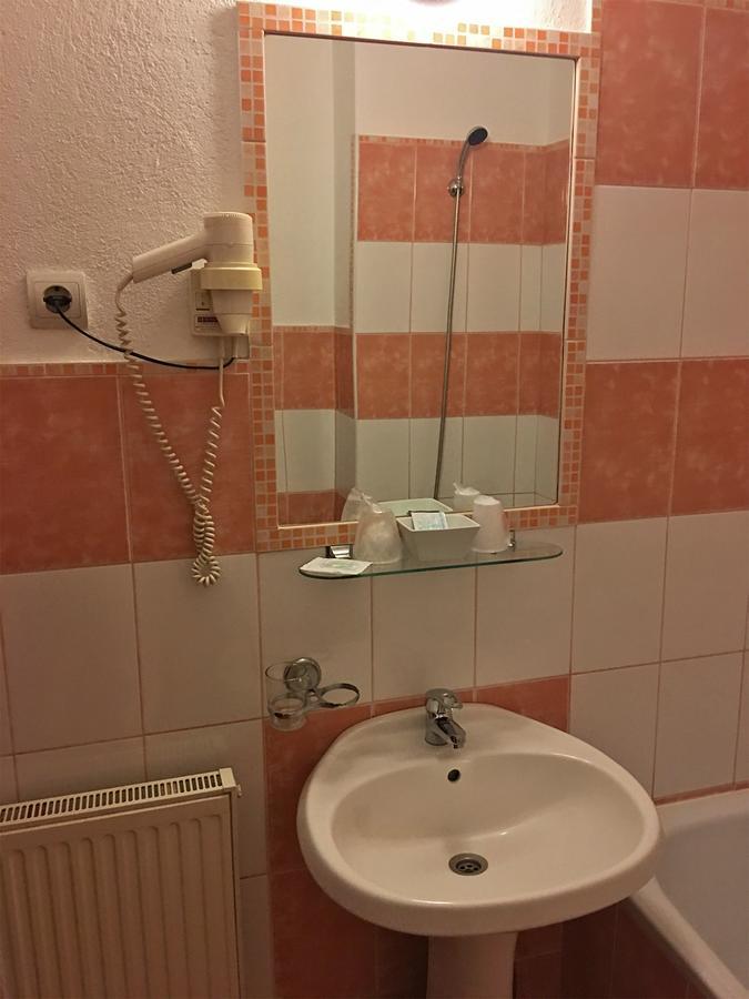 Hotel T23 Yaş Dış mekan fotoğraf
